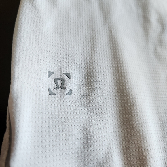 Lululemon training men longsleeve shirt - Picture 3 of 3
